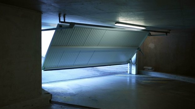 Porte garage BFT LC FERMETURES AUTOMATIQUES